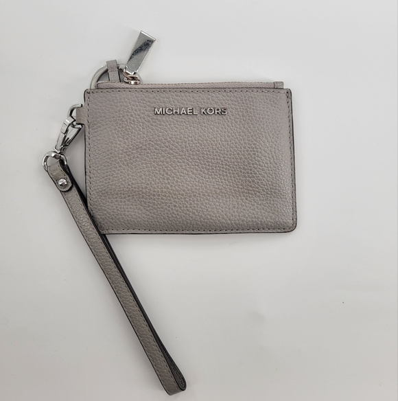 Michael Kors Handbags - Michael Kors Gray Wristlet